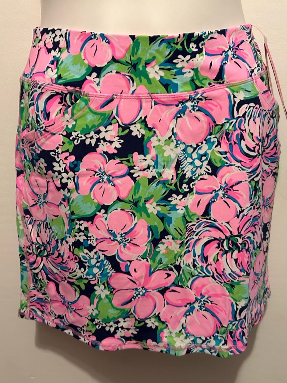 NEW - Lilly Pulitzer - Maryana Skort - High Tide Tall Order -Floral- Size: Large - Picture 2 of 12